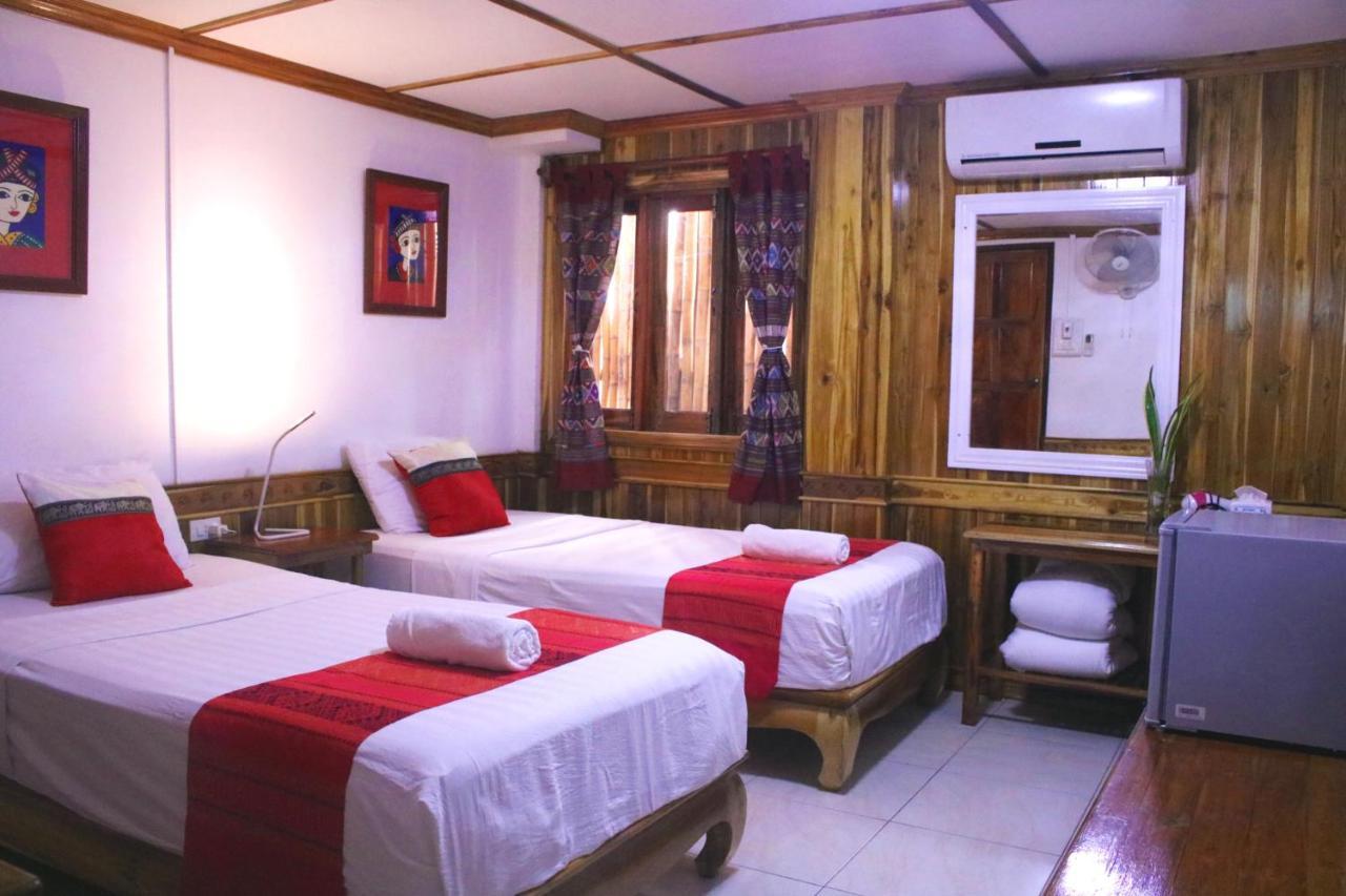 แอปเปิ้ล เกสต์เฮ้าส์ Hotel หลวงพระบาง ภายนอก รูปภาพ